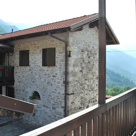 Rifugio Malga Grasia Caprizi Екстериор снимка