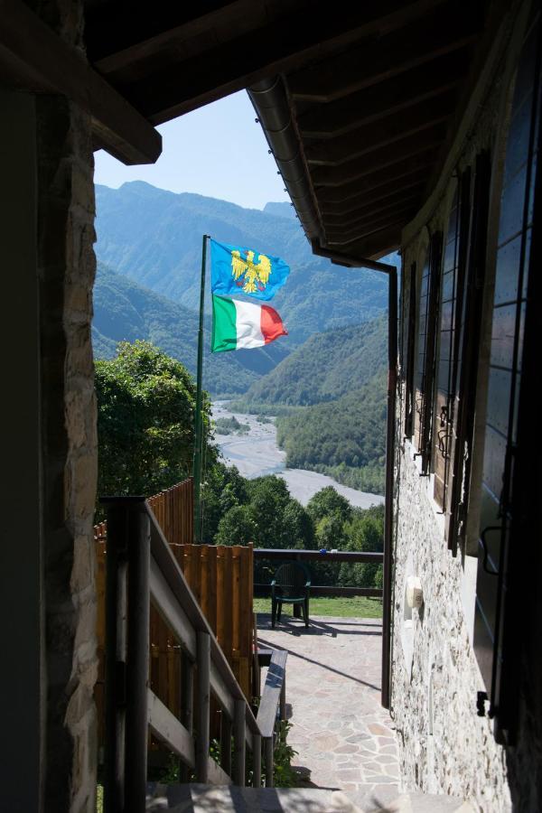 Rifugio Malga Grasia Caprizi Екстериор снимка